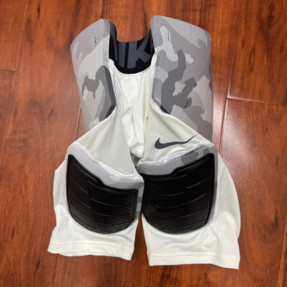 Nike Pro Hyperstrong Compression Shorts Padded Size Small - Picture 1 of 7